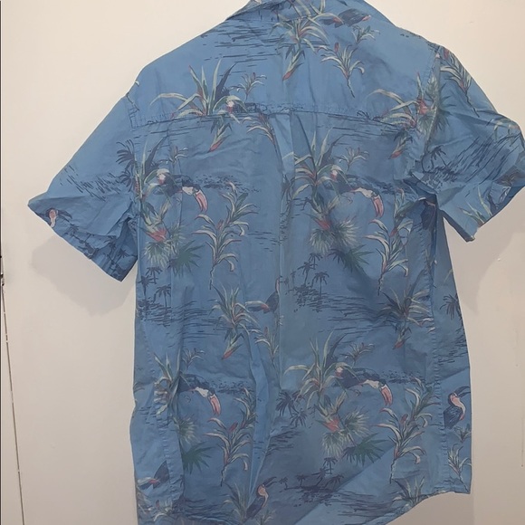 Shirt - Picture 3 of 3